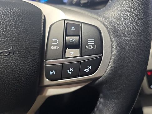 Used 2022 Ford Explorer XLT w/ Equipment Group 202A image 16