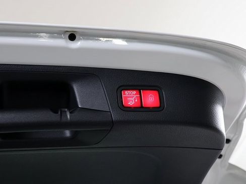 Certified 2025 Mercedes-Benz GLA 35 AMG 4MATIC image 31