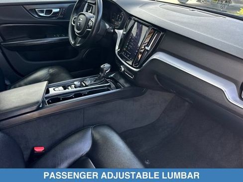 Used 2019 Volvo S60 T5 Momentum w/ Premium Package FWD image 17