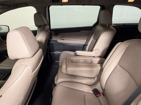 Used 2023 Honda Odyssey Touring image 37