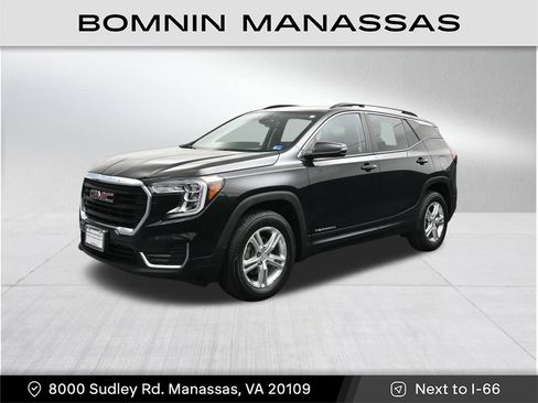 Used 2023 GMC Terrain SLE w/ Driver Convenience Package image 1