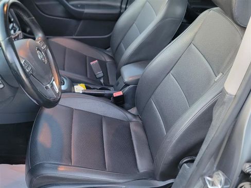 Used 2014 Volkswagen Jetta TDI image 11