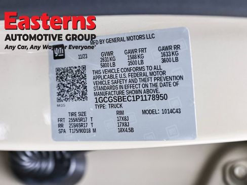 Used 2023 Chevrolet Colorado W/T image 33