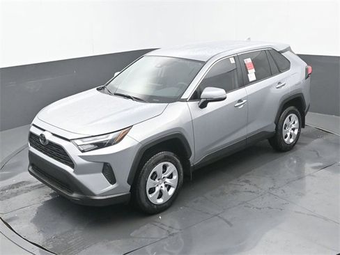 New 2025 Toyota RAV4 LE image 29