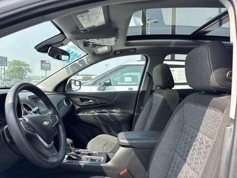 Certified 2022 Chevrolet Equinox LT FWD image 11