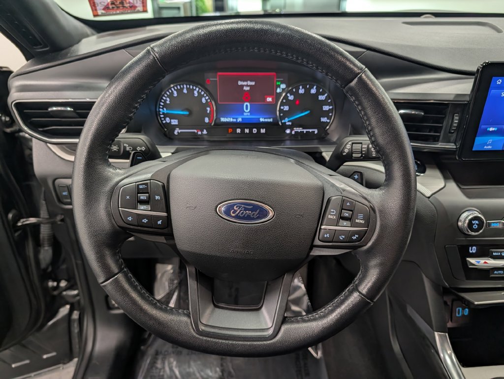 Certified 2020 Ford Explorer XLT w/ Equipment Group 202A AWD/4WD image 21