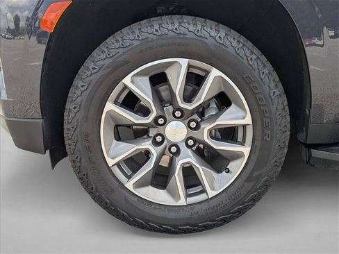 Used 2023 Chevrolet Tahoe LS RWD image 8
