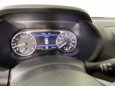Used 2022 Nissan Sentra SV FWD image 25