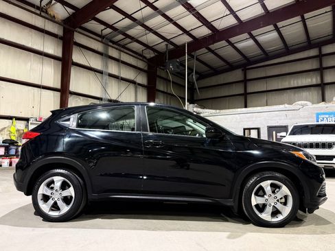 Used 2022 Honda HR-V LX image 3