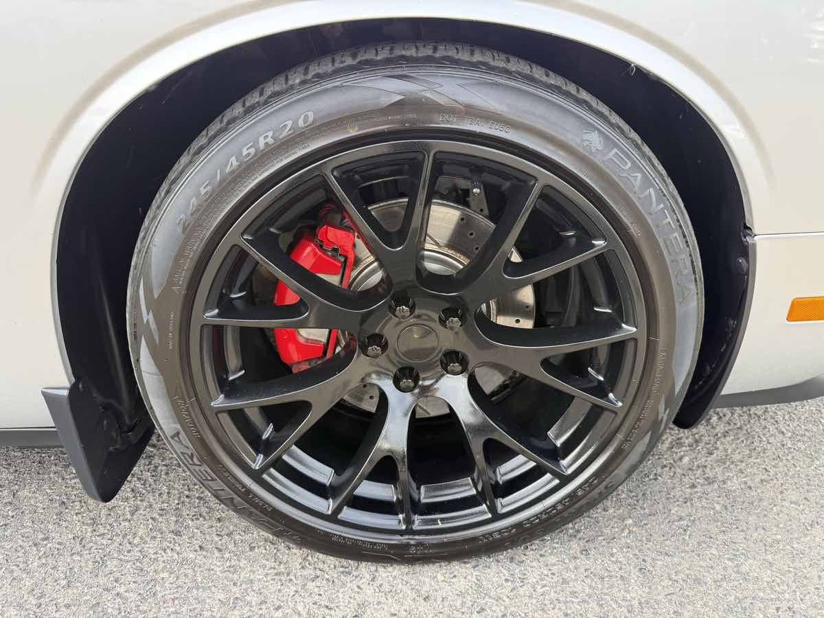 Used 2009 Dodge Challenger R/T RWD image 8