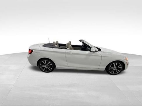 Used 2017 BMW 230i Convertible RWD image 29
