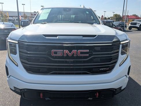 Used 2023 GMC Sierra 1500 AT4 w/ AT4 Premium Package image 9