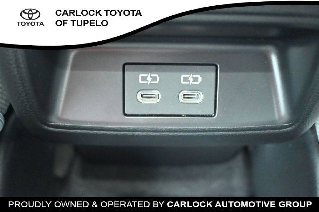 Used 2026 Toyota Corolla LE FWD image 17