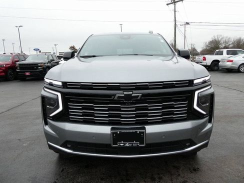 New 2026 Chevrolet Suburban High Country image 8