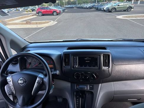 Used 2020 Nissan NV200 SV FWD image 13