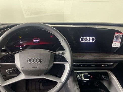 New 2025 Audi Q5 Premium Plus image 22