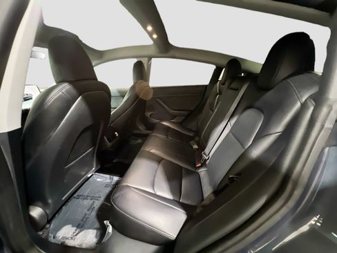 Used 2023 Tesla Model 3 Standard Range RWD image 17
