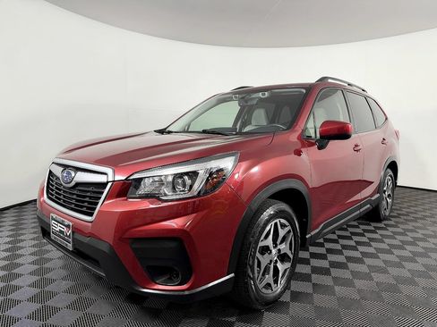 Used 2020 Subaru Forester Premium AWD/4WD image 2