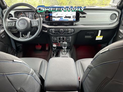 New 2025 Jeep Wrangler Willys AWD/4WD image 11
