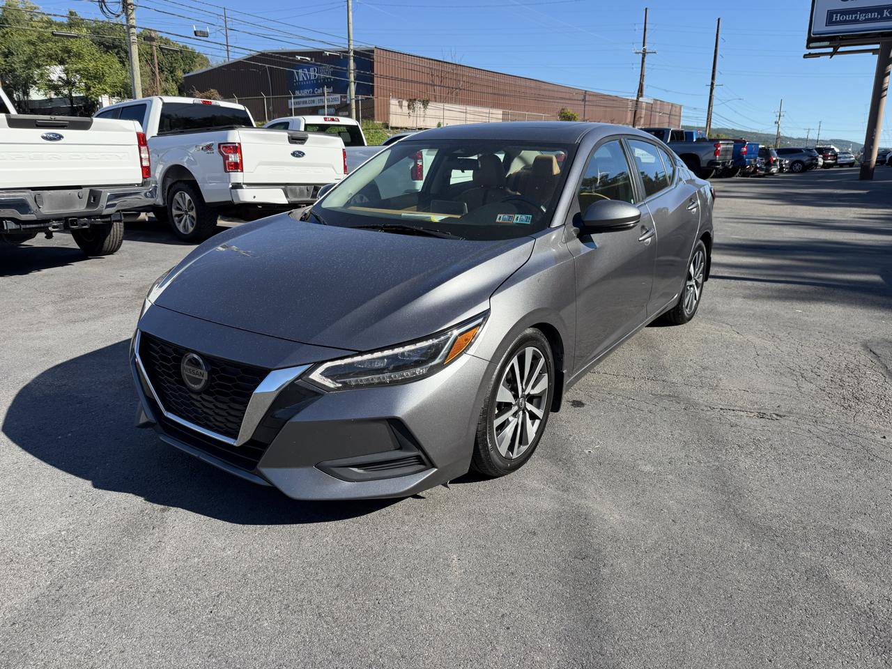 Used 2020 Nissan Sentra SV w/ SV Premium Package FWD image 1