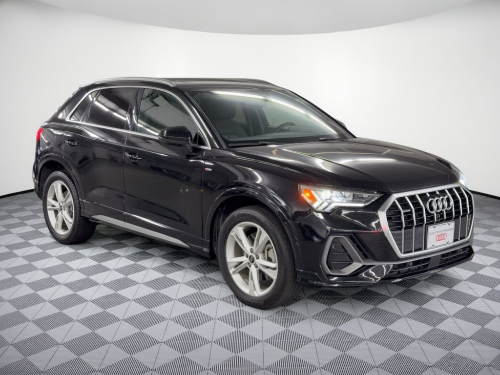 Used 2023 Audi Q3 2.0T Premium w/ Convenience Package AWD/4WD image 7