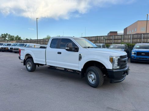 Used 2018 Ford F250 XL w/ Power Equipment Group AWD/4WD image 10