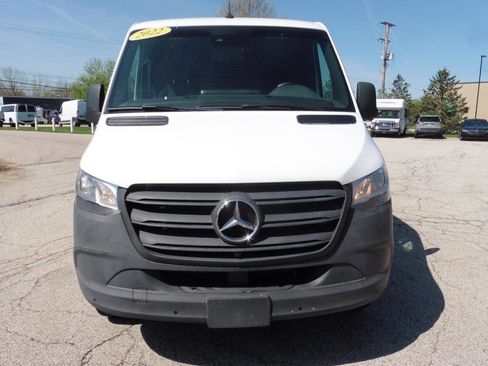 Used 2022 Mercedes-Benz Sprinter 1500 image 15