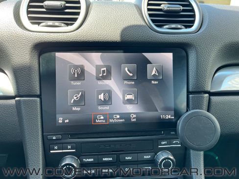 Used 2018 Porsche 718 Cayman RWD image 19