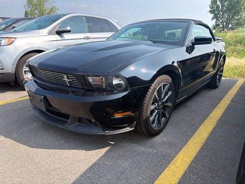Used 2011 Ford Mustang GT Premium w/ 402A Rapid Spec Order Code RWD image 3