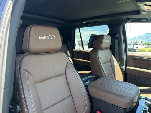 New 2026 Chevrolet Tahoe High Country AWD/4WD image 32