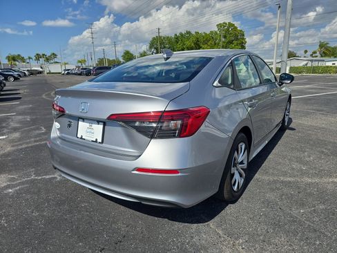 Used 2023 Honda Civic LX image 3