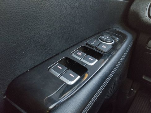 Used 2018 Kia Sorento FWD V6 w/ LX V6 Convenience Package image 27