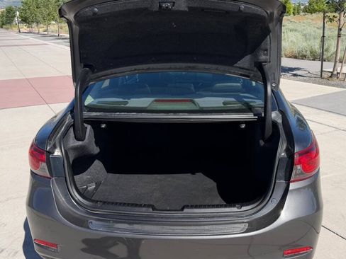 Used 2017 MAZDA MAZDA6 Touring FWD image 9