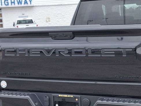 Certified 2025 Chevrolet Silverado 1500 Custom w/ Turbomax Blackout Package image 32