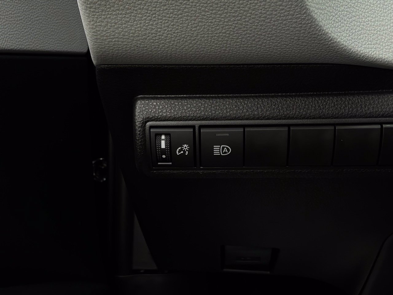New 2027 Toyota Corolla SE FWD image 21