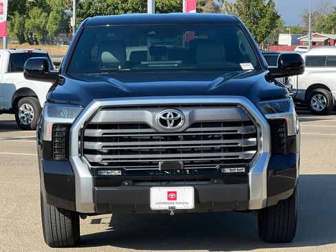 Certified 2025 Toyota Tundra Limited AWD/4WD image 10