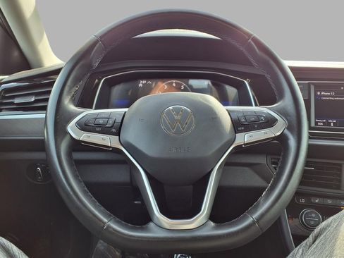 Used 2024 Volkswagen Jetta SE image 13