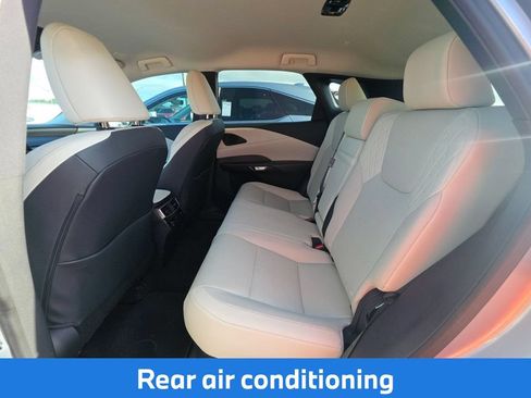 Used 2024 Lexus RX 350 FWD w/ Technology Package image 11