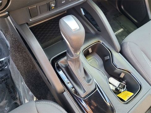 Used 2023 Nissan Frontier SV w/ Midnight Edition Package image 17