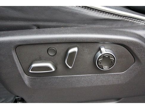 Used 2023 GMC Sierra 1500 AT4X AWD/4WD image 31