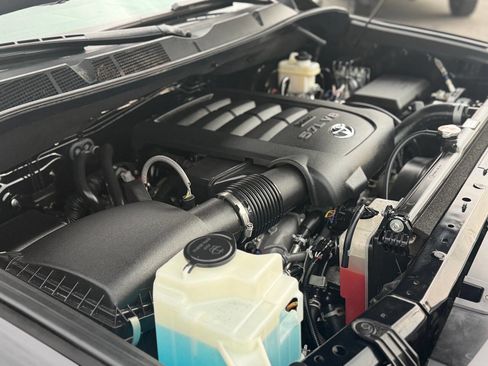 Used 2021 Toyota Tundra SR image 83