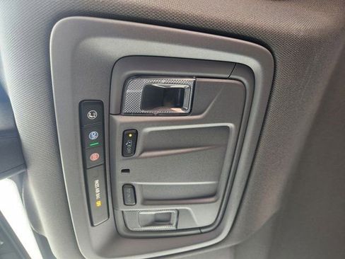 Used 2022 Chevrolet Silverado 1500 LT Trail Boss w/ Bed Protection Package image 27