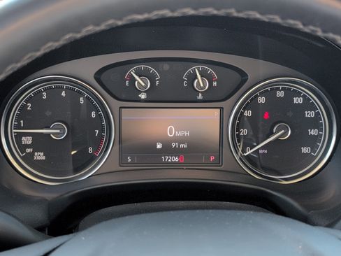 Certified 2024 Buick Enclave Essence image 24