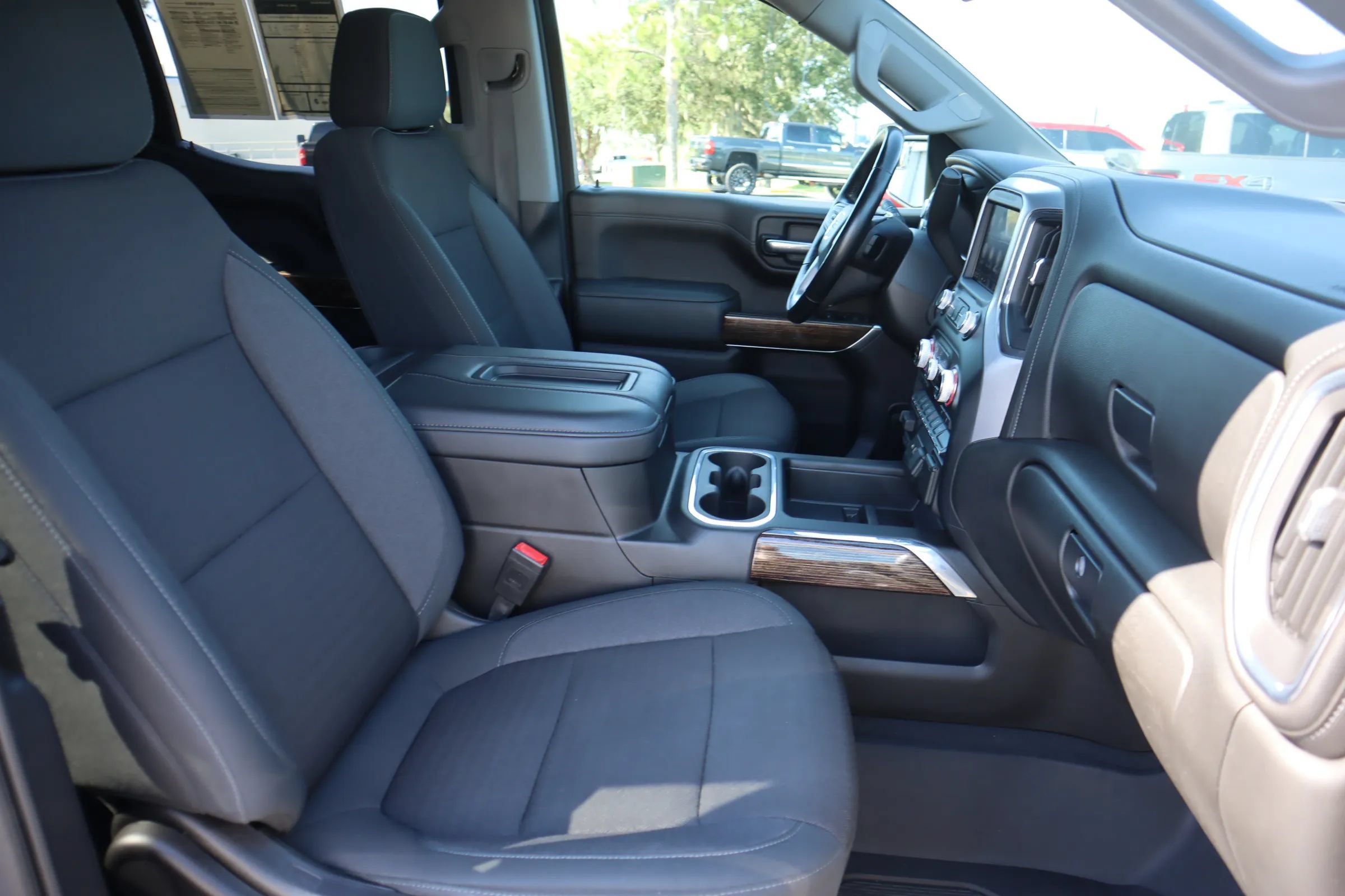 Used 2021 GMC Sierra 1500 Elevation w/ Preferred Package AWD/4WD image 26