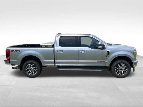 Used 2022 Ford F250 Lariat w/ Lariat Ultimate Package AWD/4WD image 2