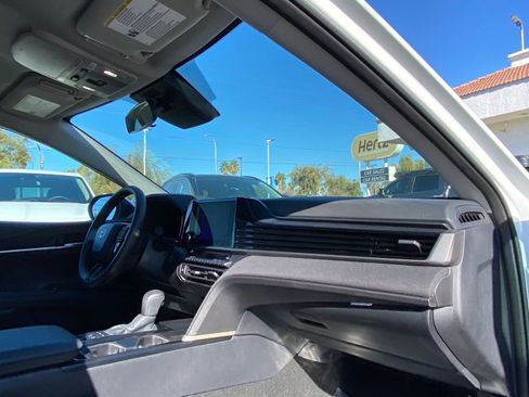 Used 2025 Toyota Camry LE image 35