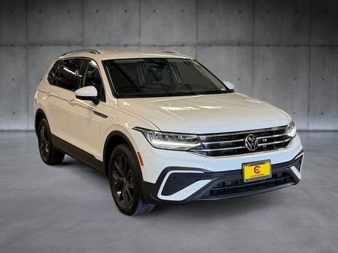 Used 2024 Volkswagen Tiguan SE AWD/4WD image 7