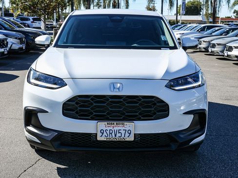 Used 2025 Honda HR-V LX image 2