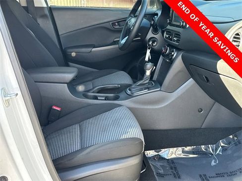 Used 2020 Hyundai Kona SE image 13