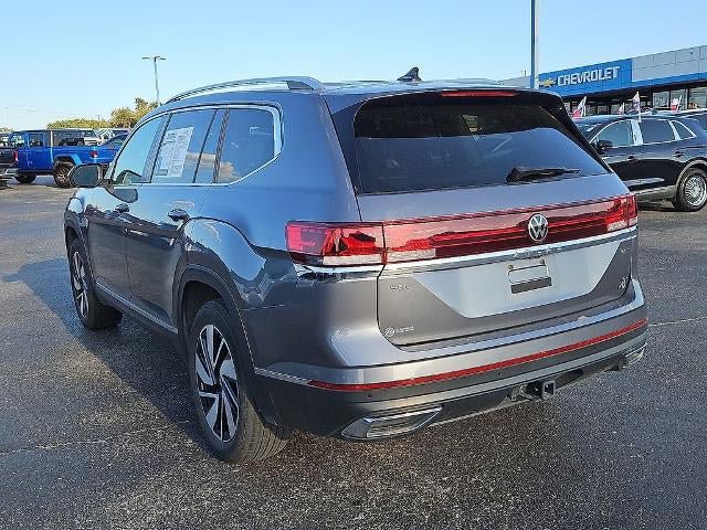 Used 2024 Volkswagen Atlas SEL AWD/4WD image 5